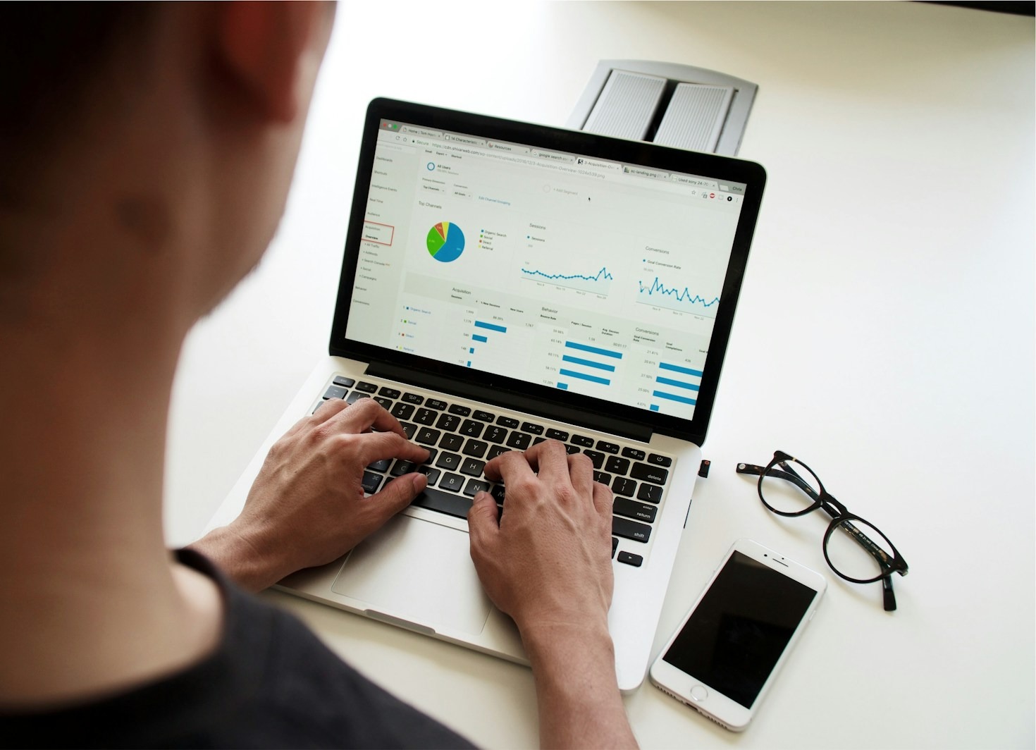 Measuring Success: Analytics in Digital Campaigns